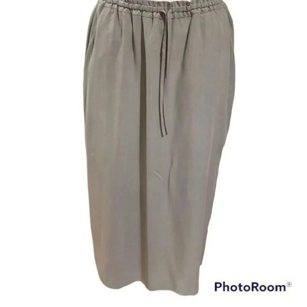 Maggie menaughton women skirt